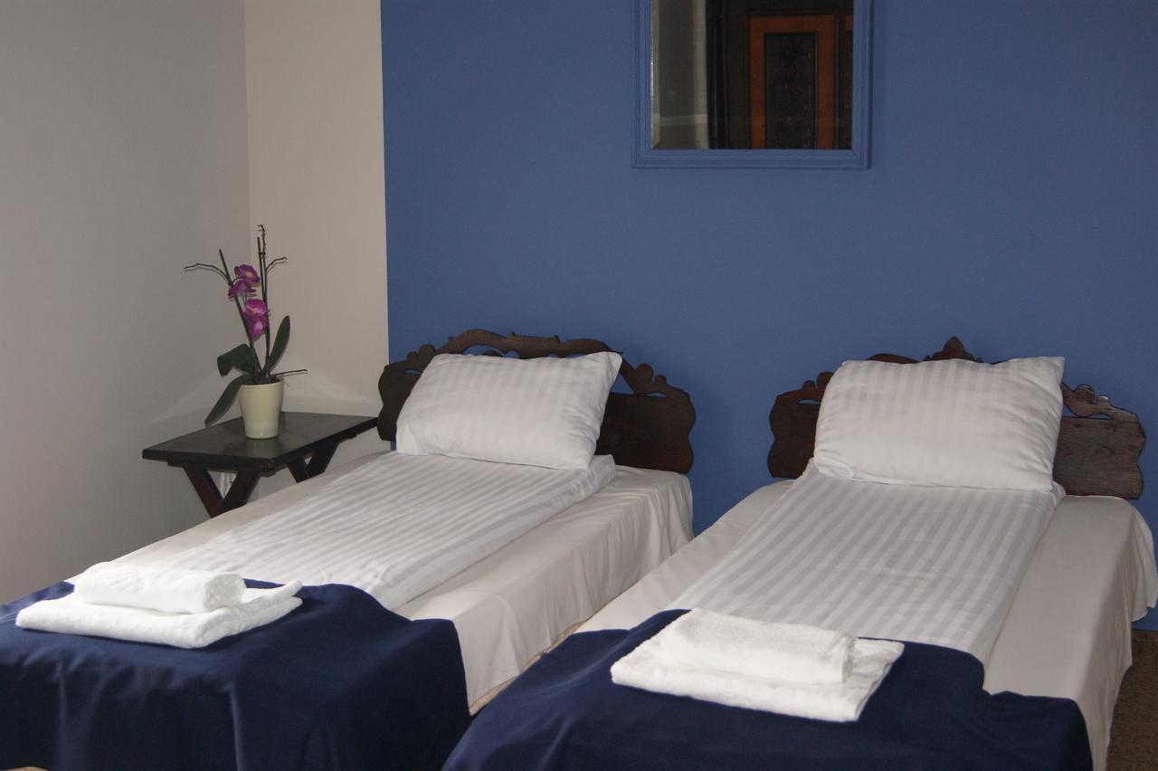 Hotel Ksiezycowy Dworek Kętrzyn Habitación foto