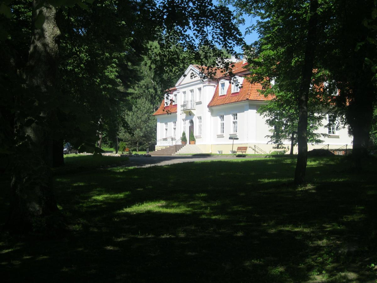 Hotel Ksiezycowy Dworek Kętrzyn Exterior foto